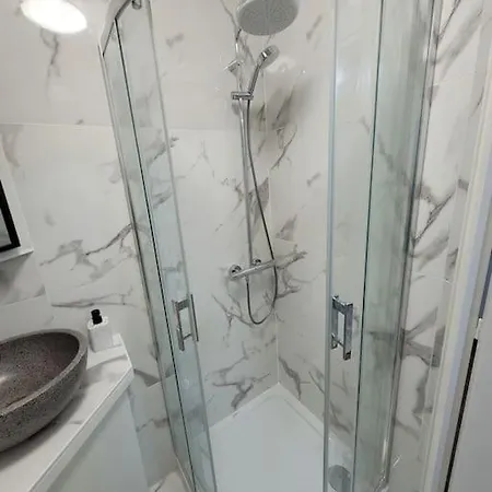 Apartment Renove Pres De La Defense